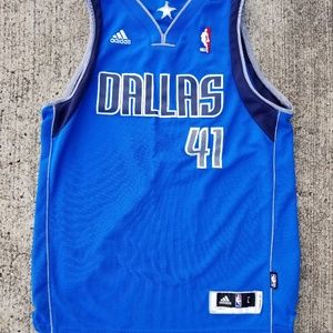 Dirk Nowitzki Dallas Mavericks away/visitor jersey